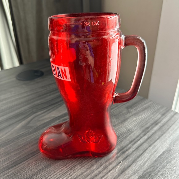 Molson Canadian beer brewery glass stein boot 32 oz "I am Canadian" - Picture 4 of 13